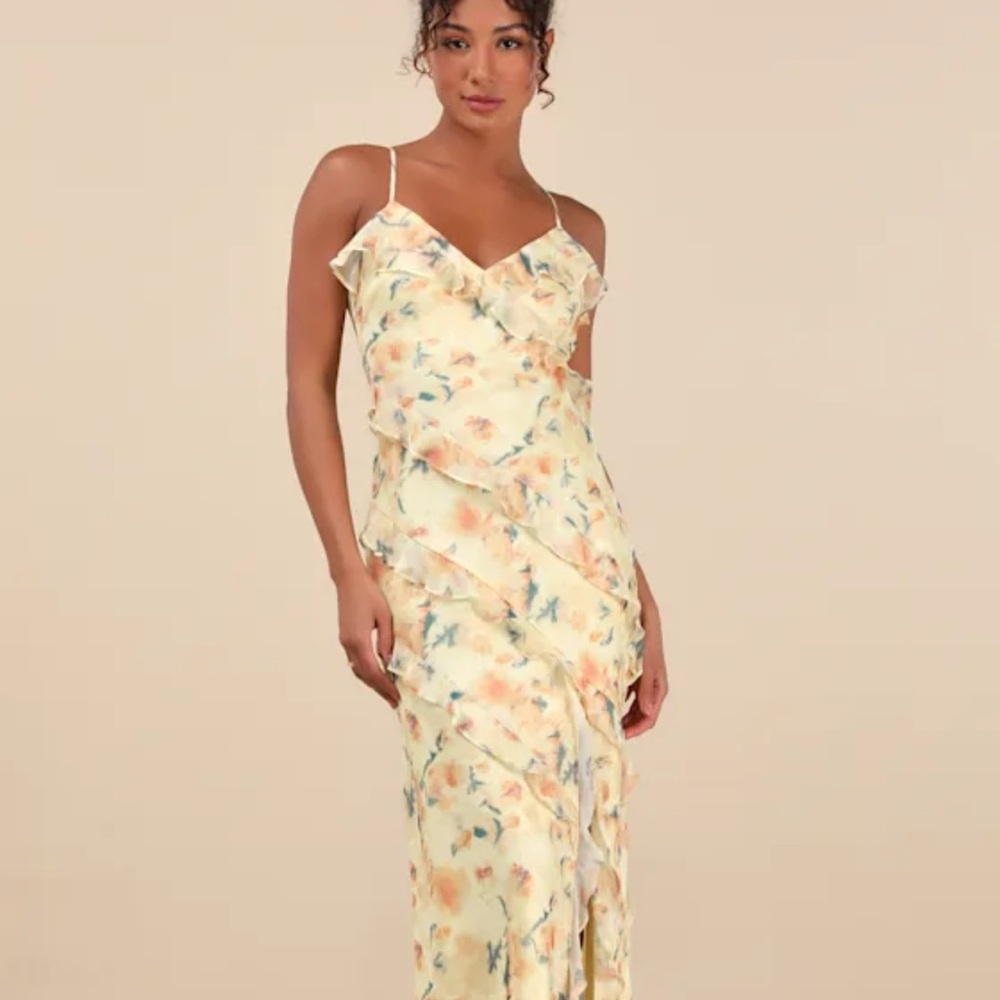 Lulu's Floral Maxi Dress in Cream and Blue